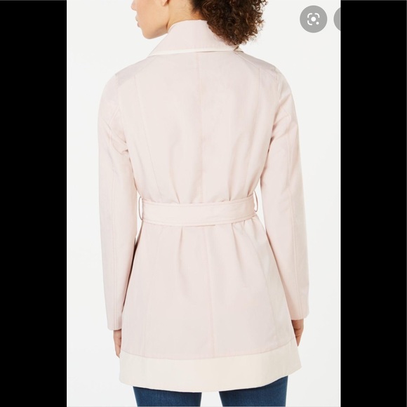 ⚡️SALE⚡️Laundry by Shelli Segal belted Trench Coat - Picture 2 of 4